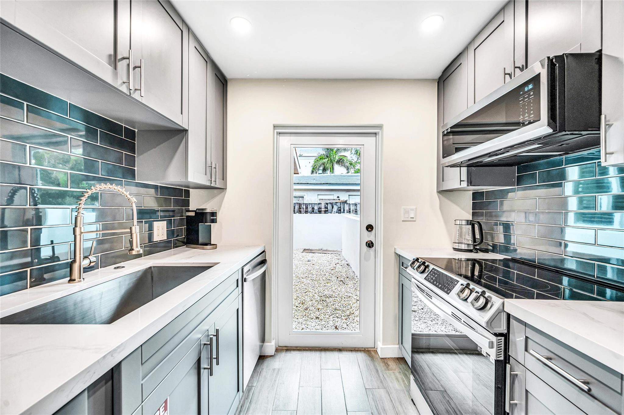 2732 NE 15th Street, Fort Lauderdale, FL 33304