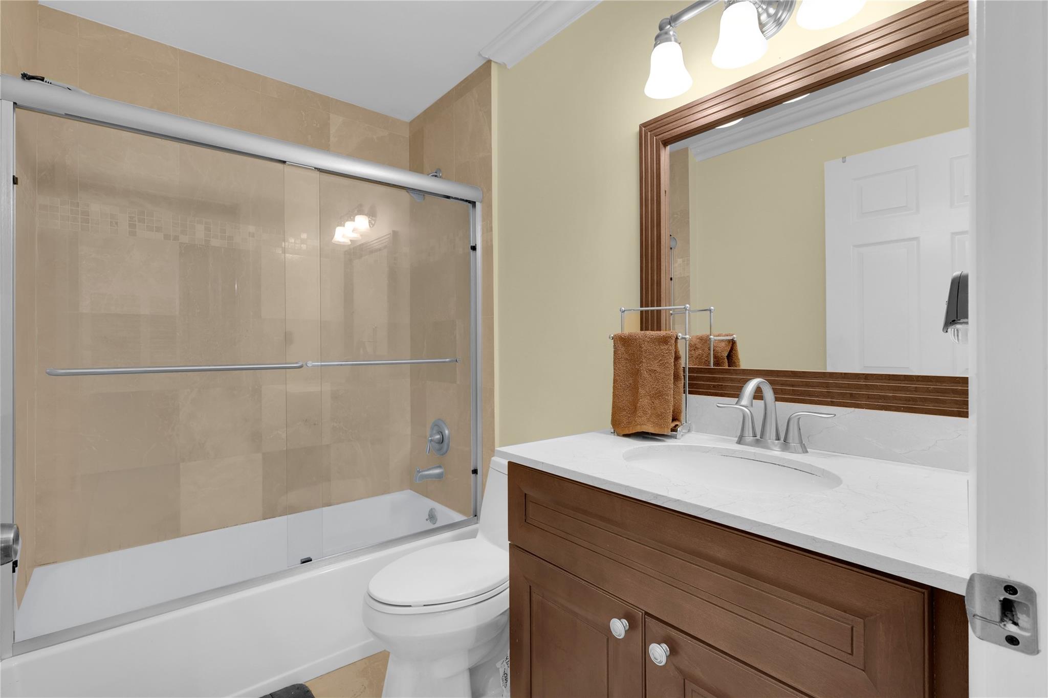 10481 NW 17th Street, Plantation, FL 33322