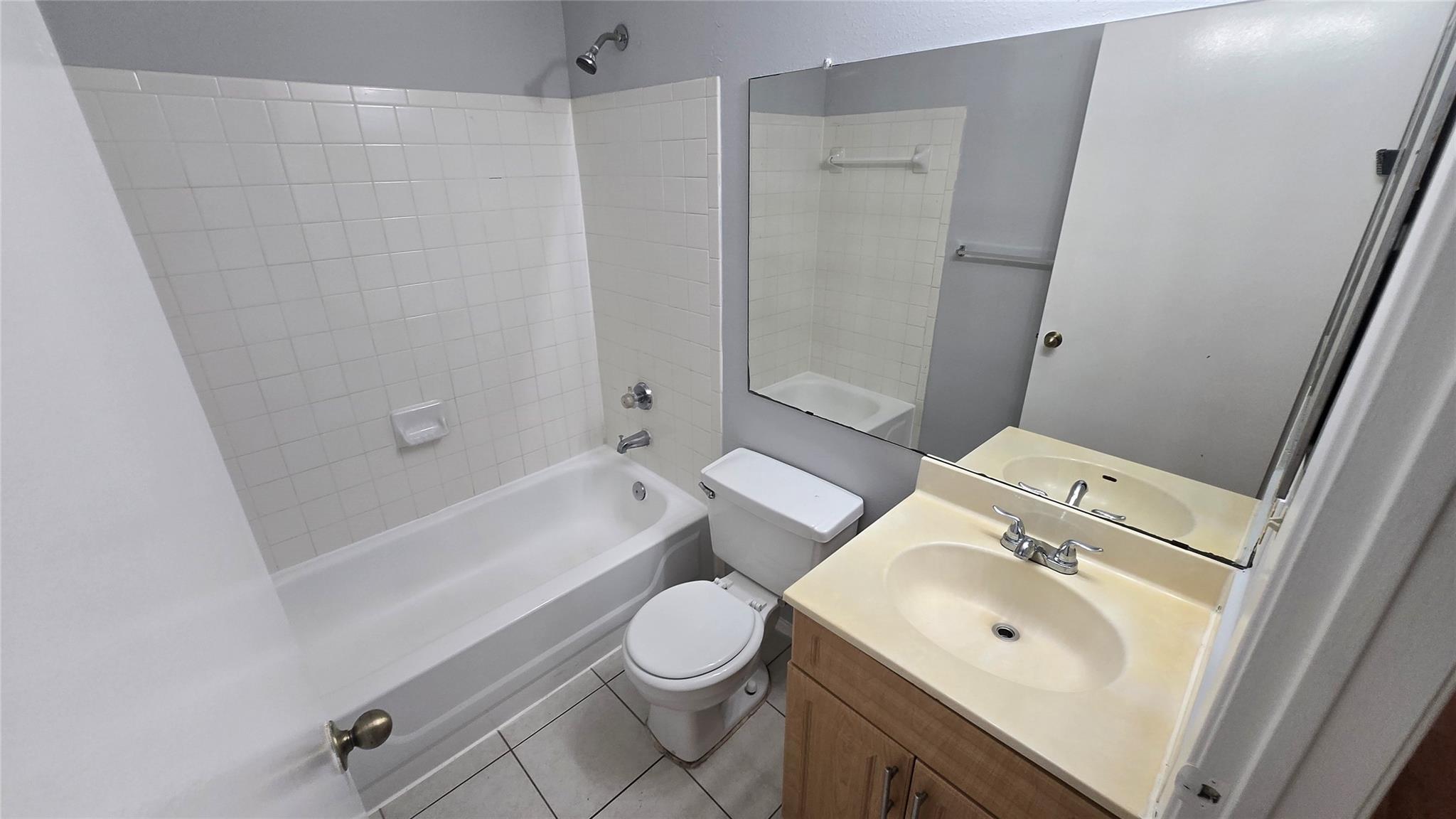 11205 W Atlantic Boulevard 305, Coral Springs, FL 33071