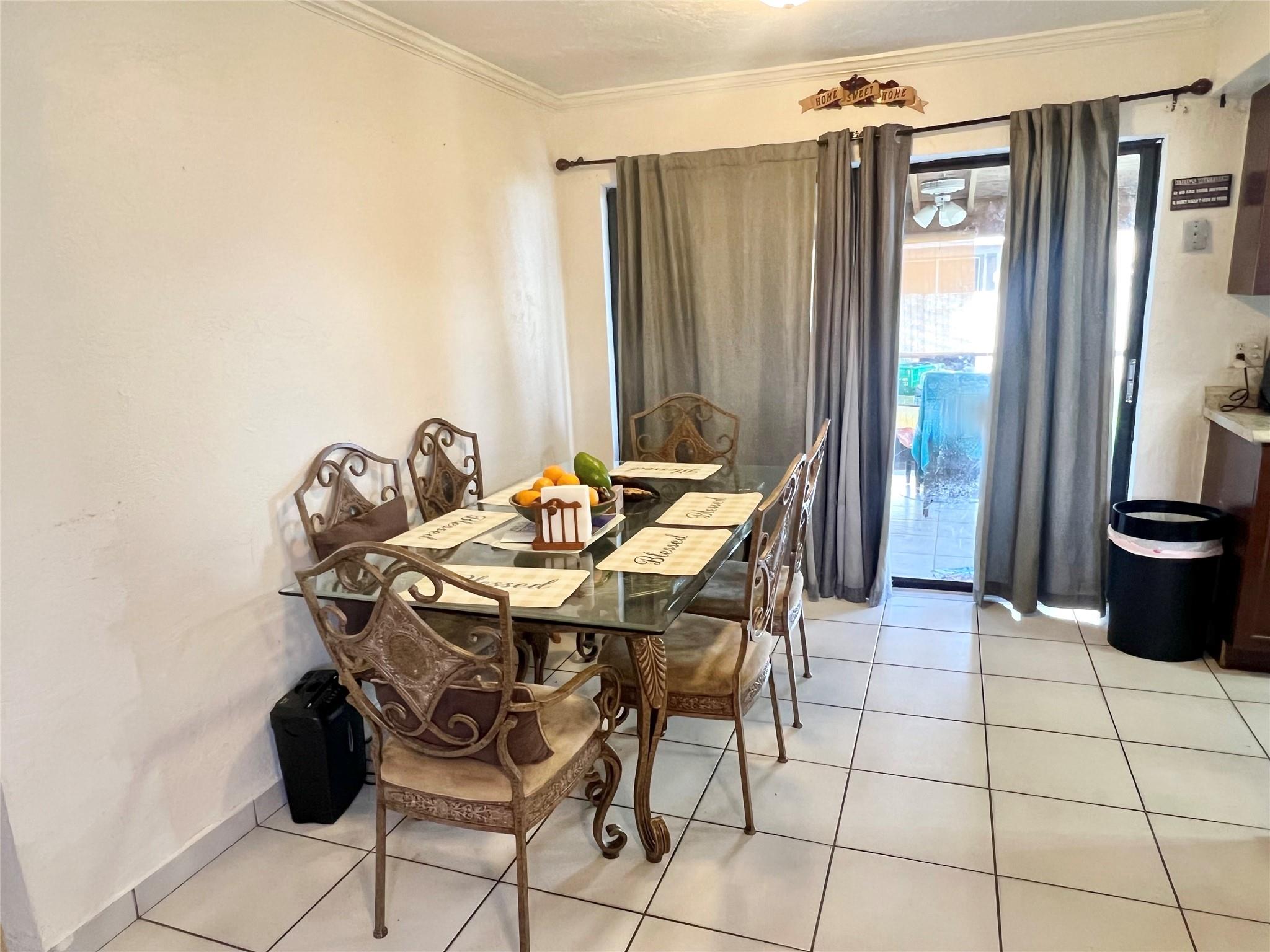 Photo for 5751 SW 54th Avenue, Davie, FL 33314 - Listing #FX-10520099 5751 SW 54th Avenue, Davie, FL 33314