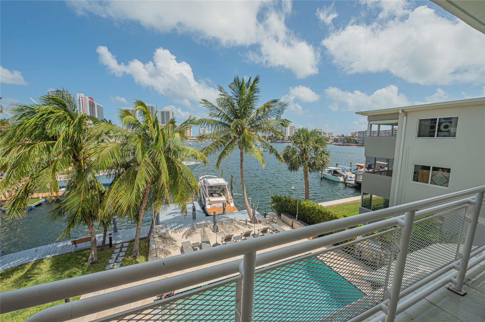 Photo for 468 Golden Isles Drive, 402, Hallandale Beach, FL 33009 - listing #FX-10533091 468 Golden Isles Drive, 402, Hallandale Beach, FL 33009