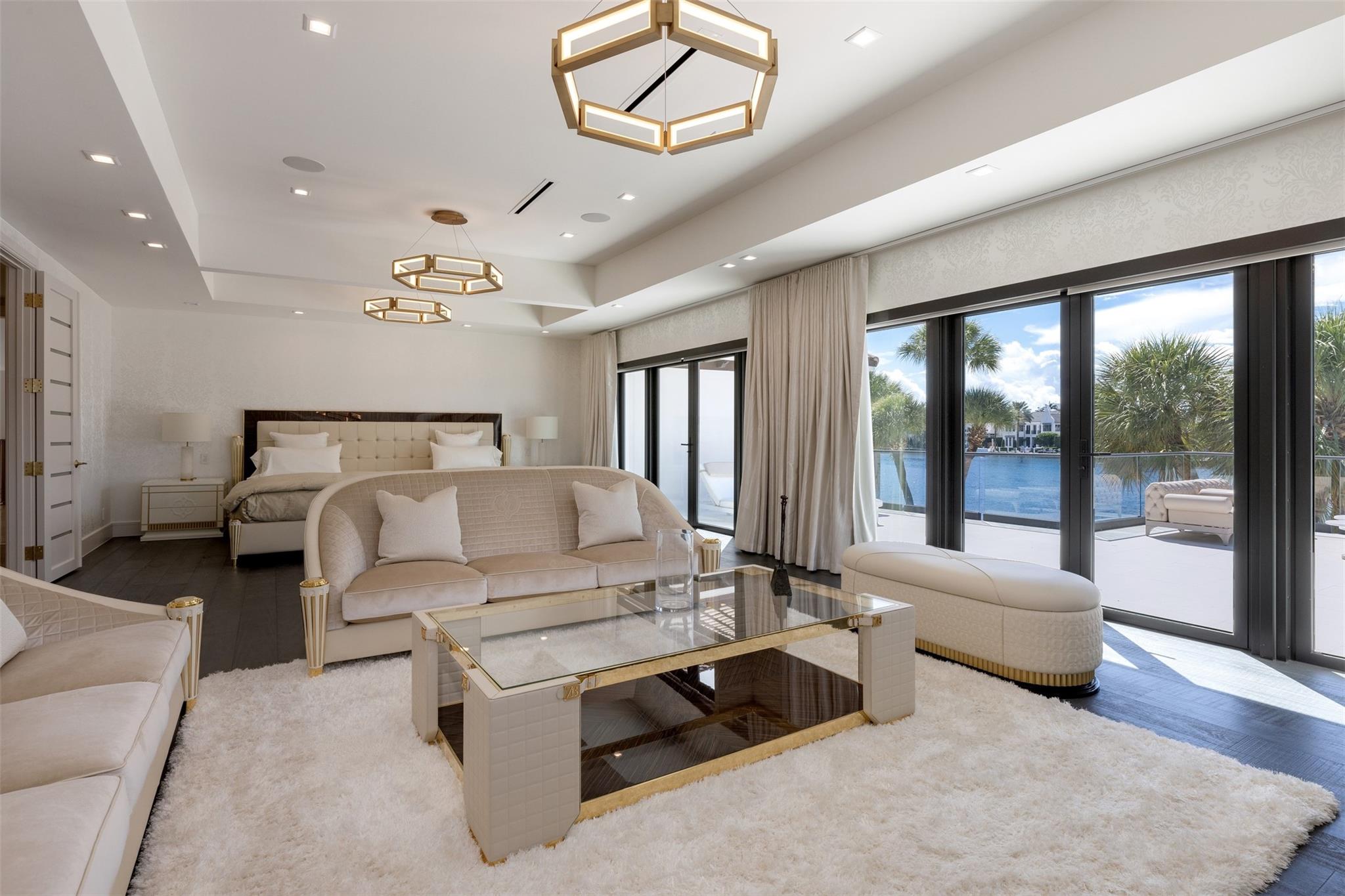 529 Bontona Avenue, Fort Lauderdale, FL 33301