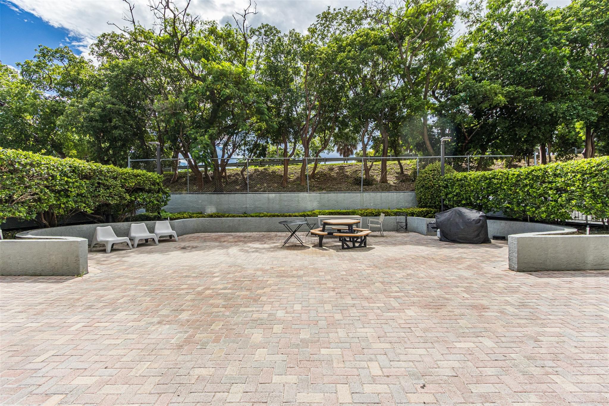 2501 Brickell Avenue 903, Miami, FL 33129