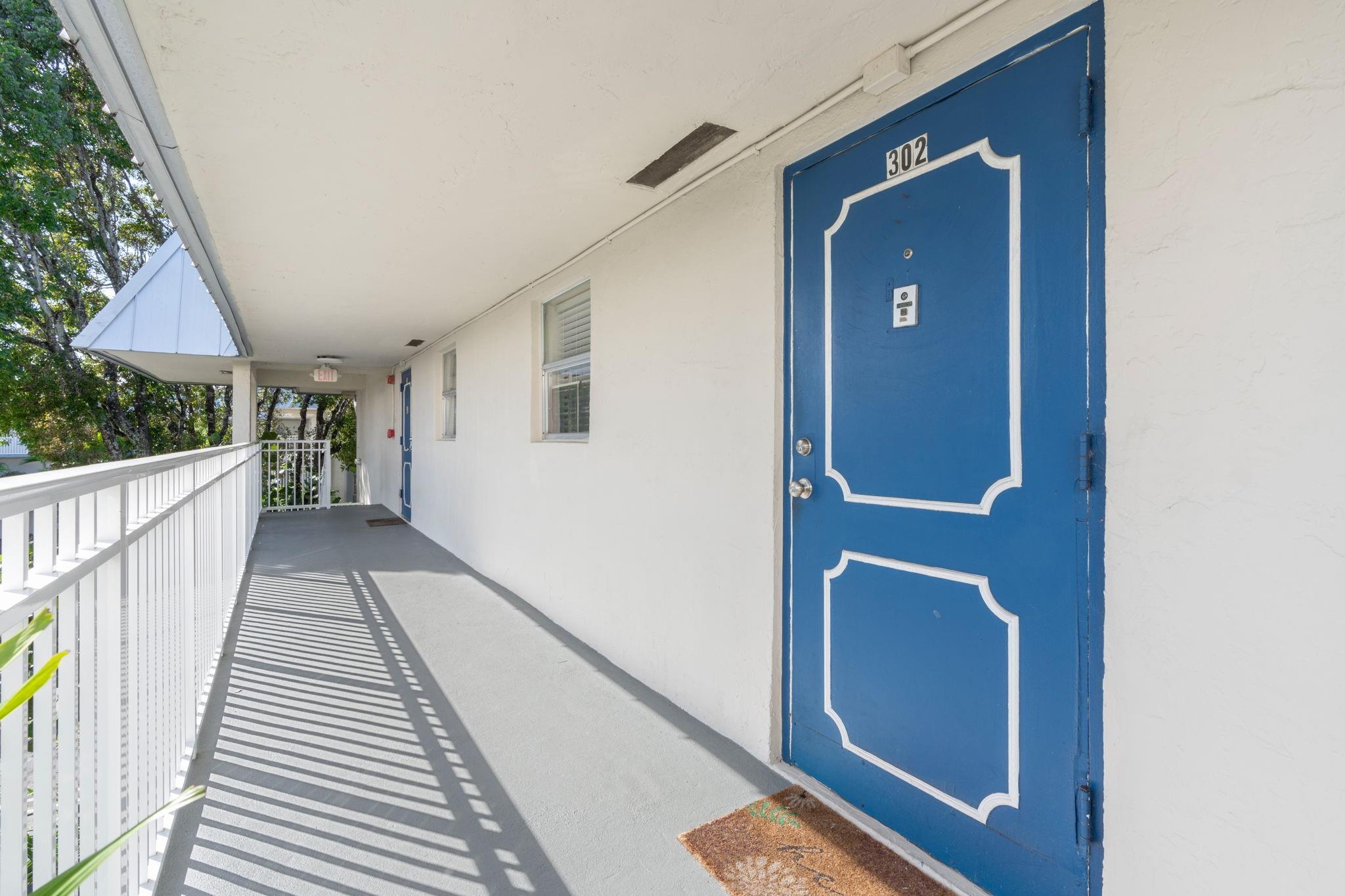 3000 Riverside Drive 302-1, Coral Springs, FL 33065