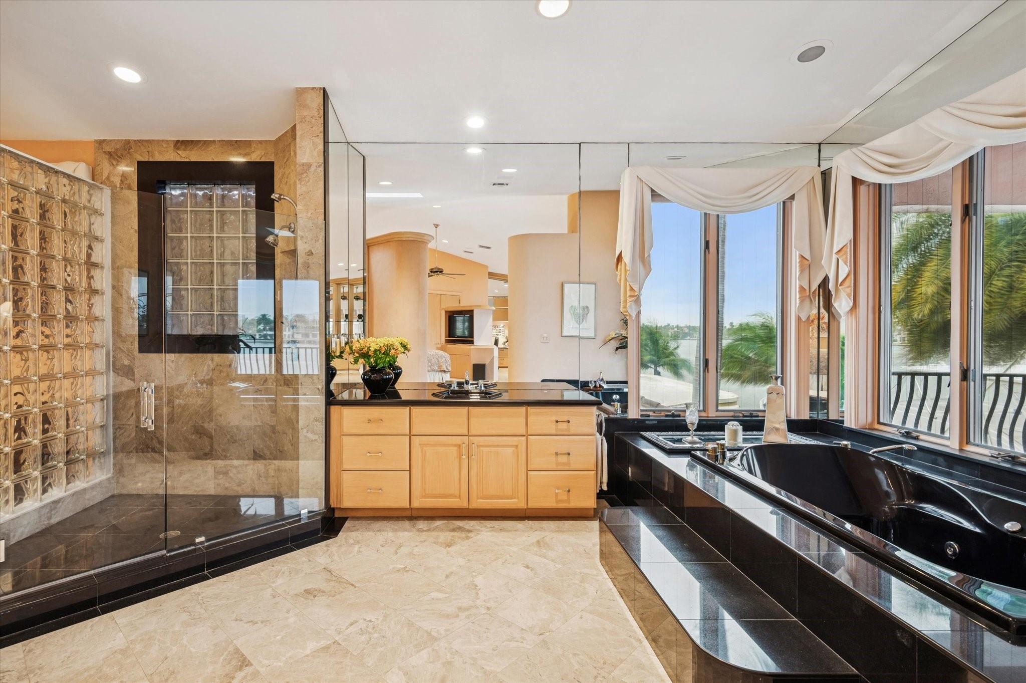 5 Isla Bahia Drive, Fort Lauderdale, FL 33316