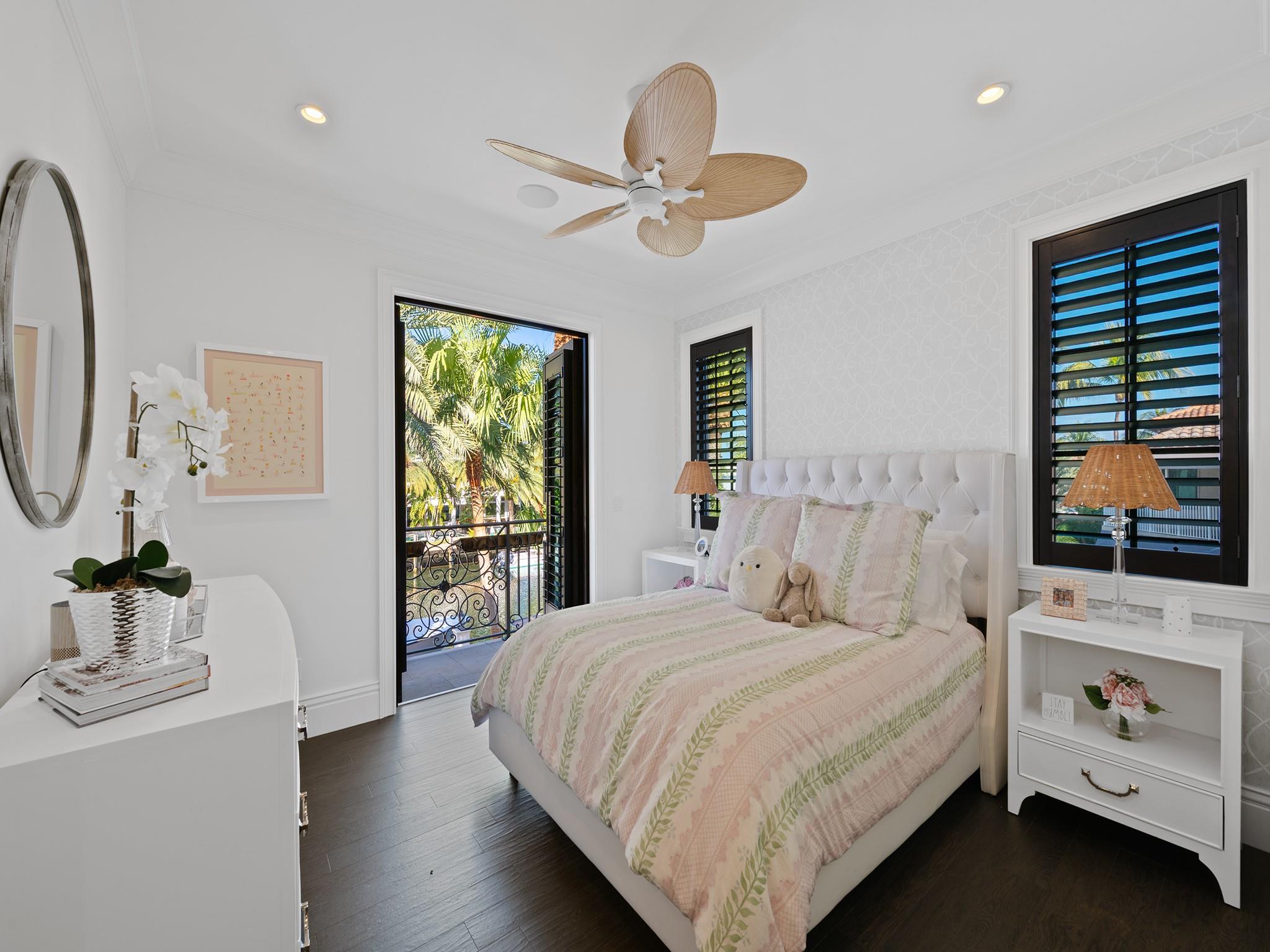 2319 NE 28th Street, Lighthouse Point, FL 33064