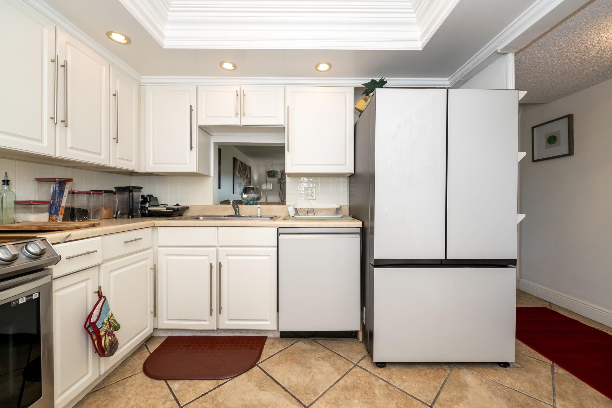 8821 NW 38th Drive 205A, Coral Springs, FL 33065