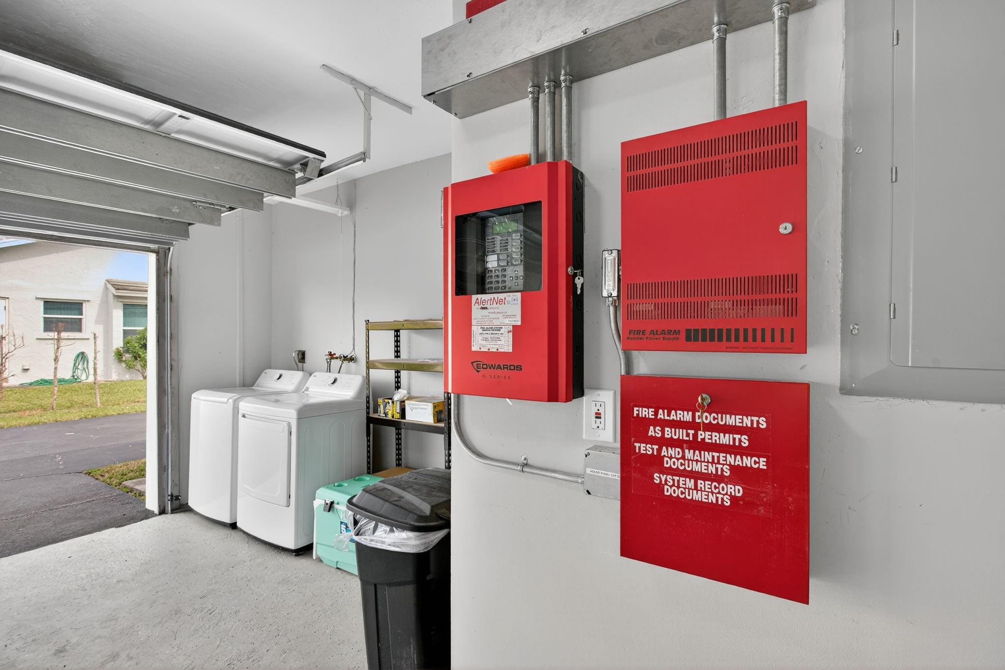 2421 NW 114th Avenue, Coral Springs, FL 33065