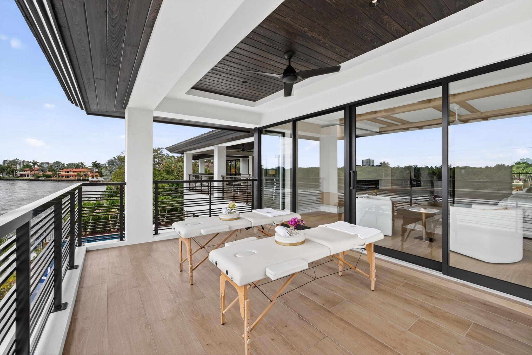 1918 Intracoastal Drive, Fort Lauderdale, FL 33305