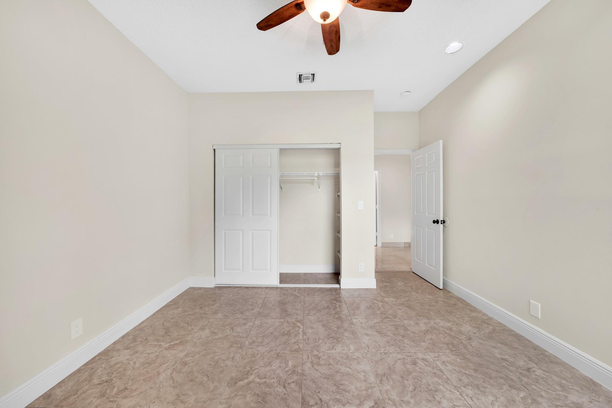 645 NW 102nd Avenue, Coral Springs, FL 33071