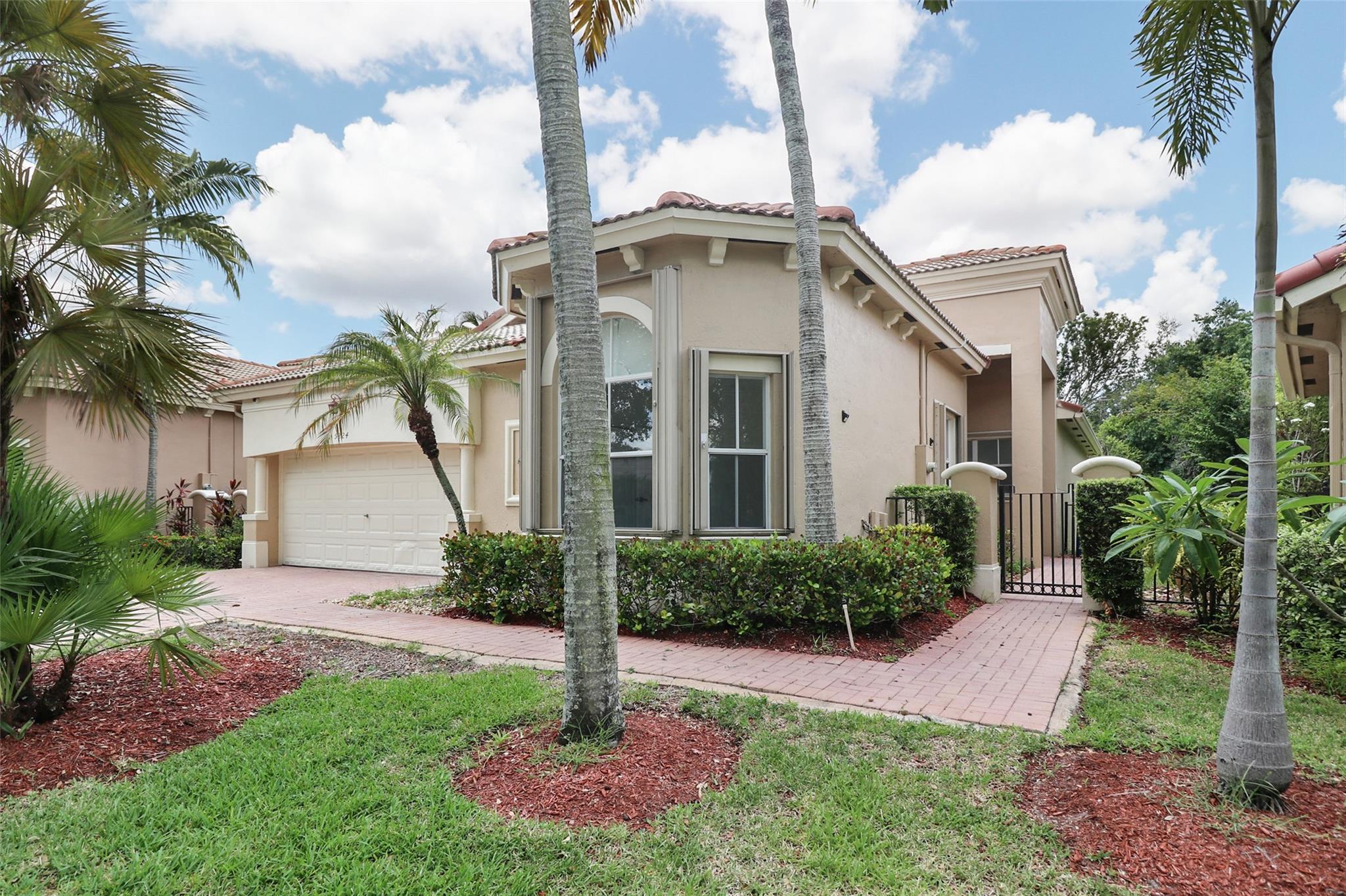 5824 NW 120th Avenue, Coral Springs, FL 33076