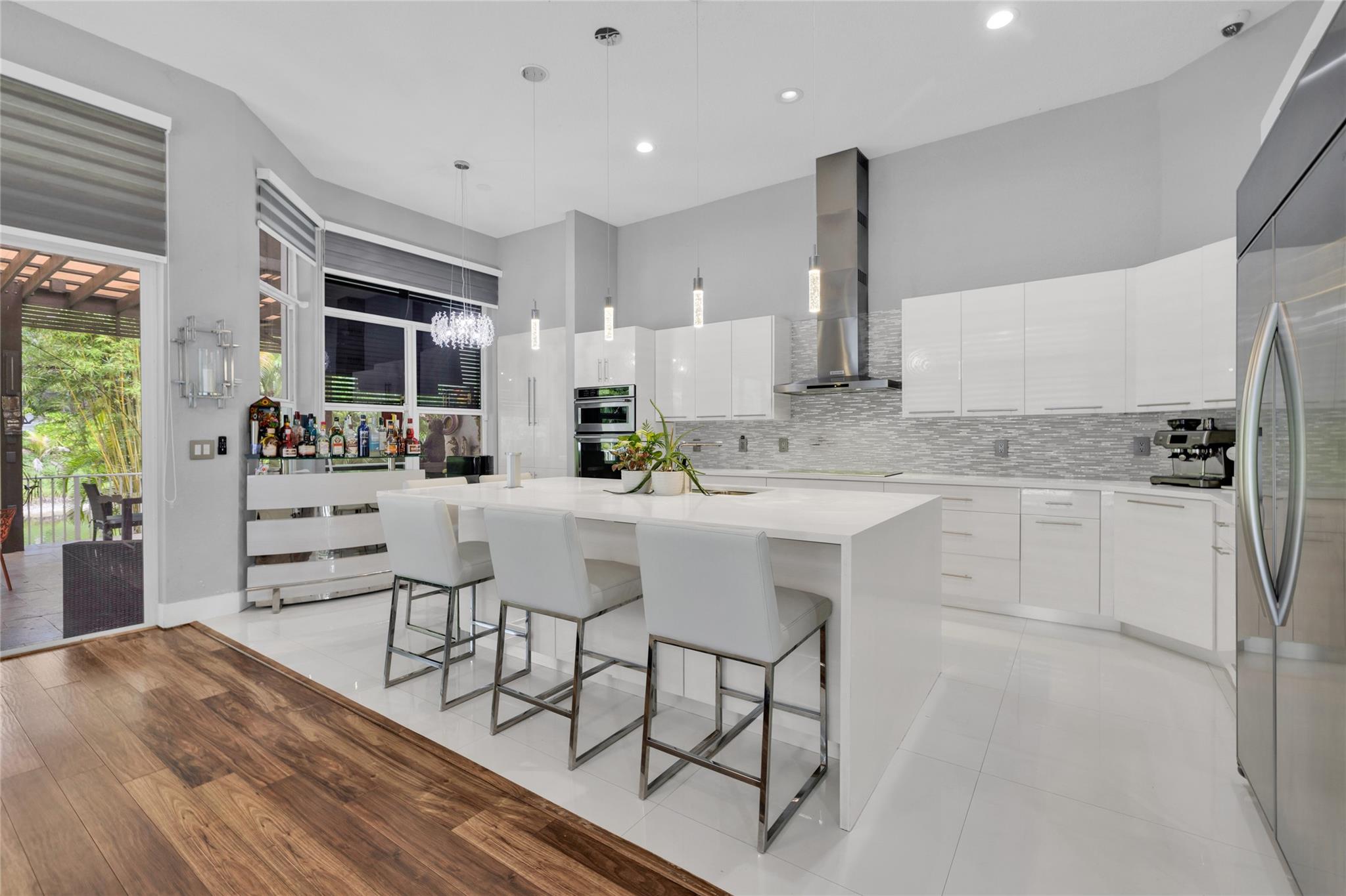 385 NW 118th Avenue, Coral Springs, FL 33071