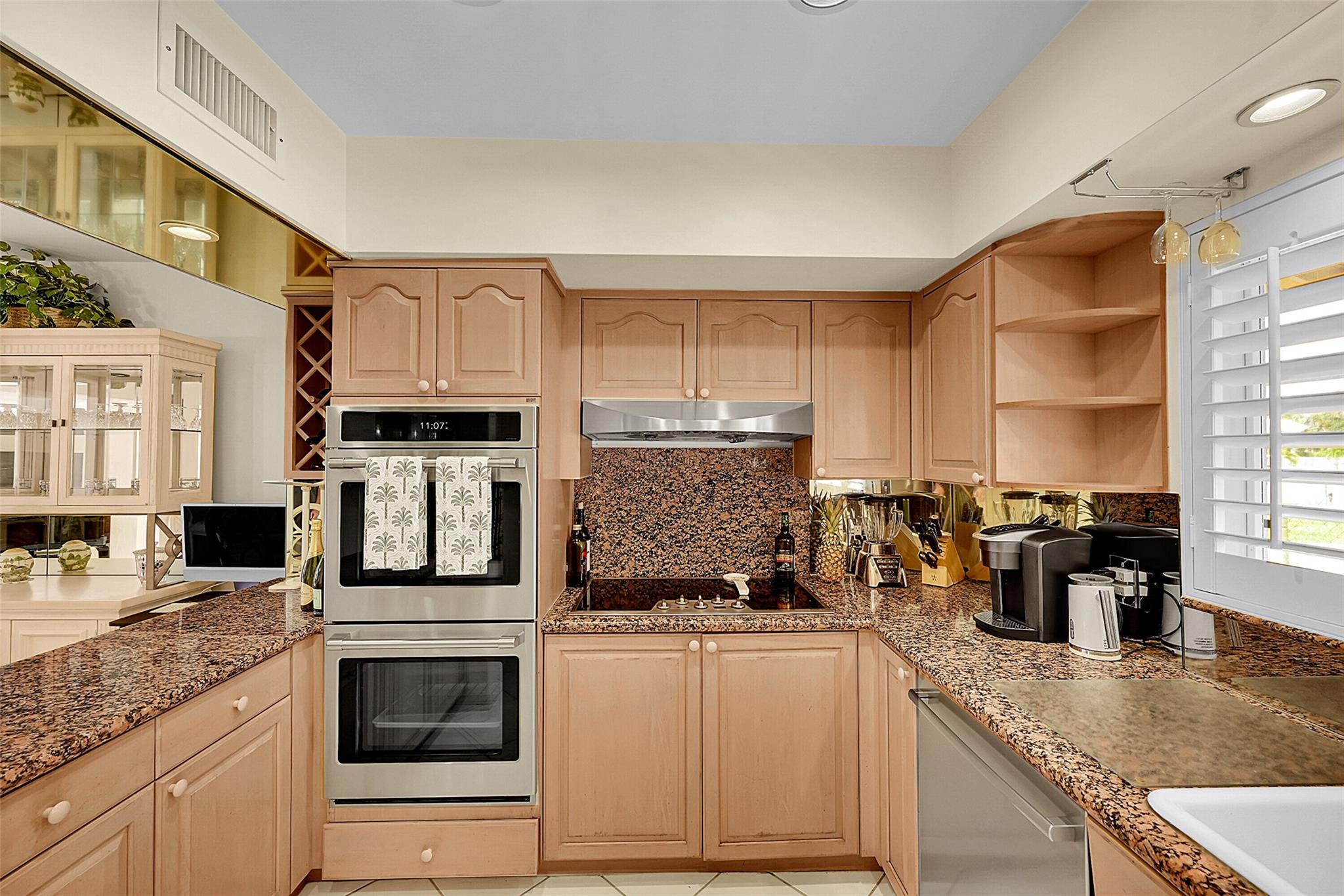 Photo for 2920 NE 23rd Street, Pompano Beach, FL 33062 - Listing #FX-10512875 2920 NE 23rd Street, Pompano Beach, FL 33062