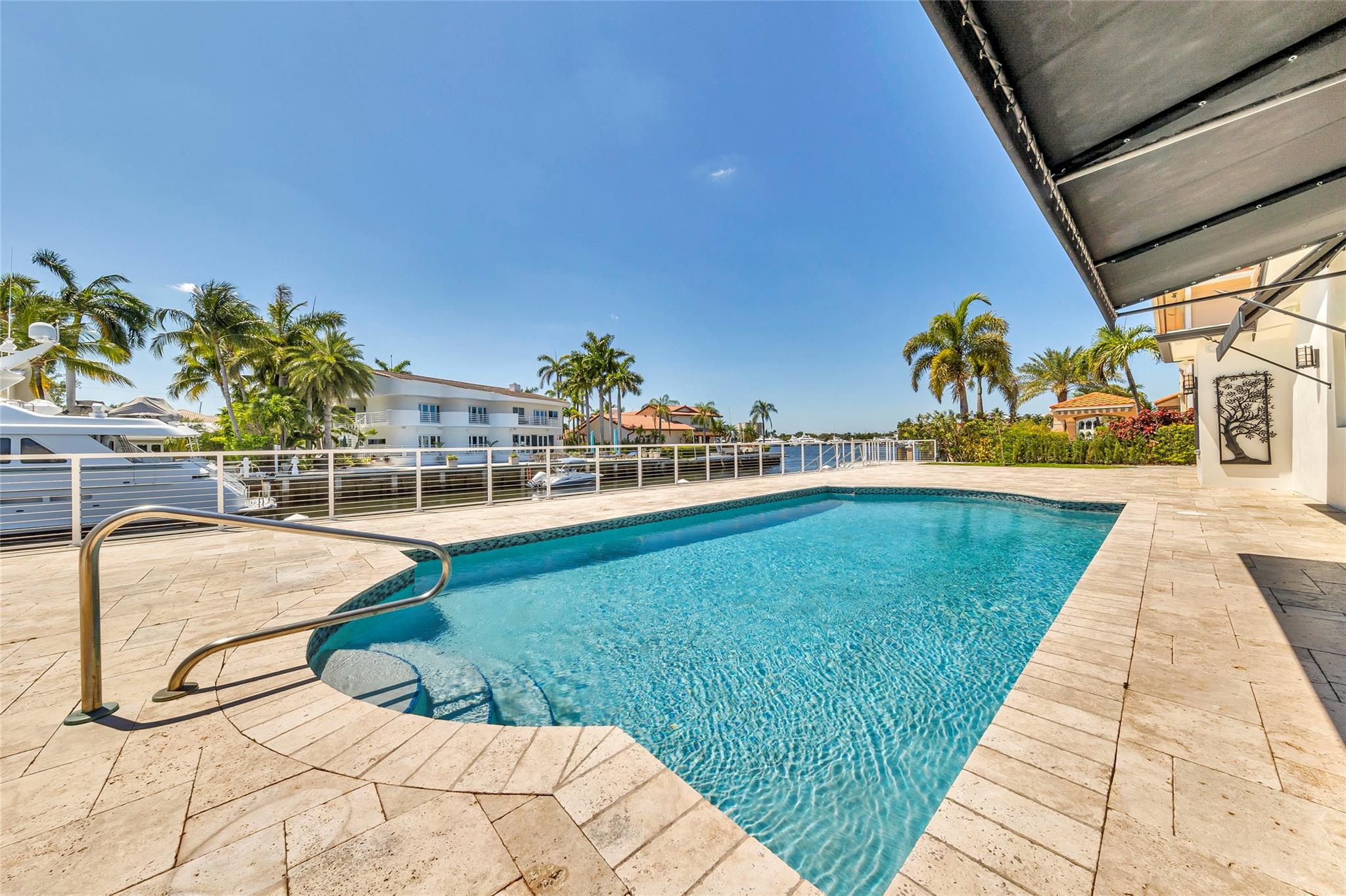 Photo for 633 4th Key Drive, Fort Lauderdale, FL 33304 - Listing #FX-10496695 Large pool with brand all newly installed pump & electric heater