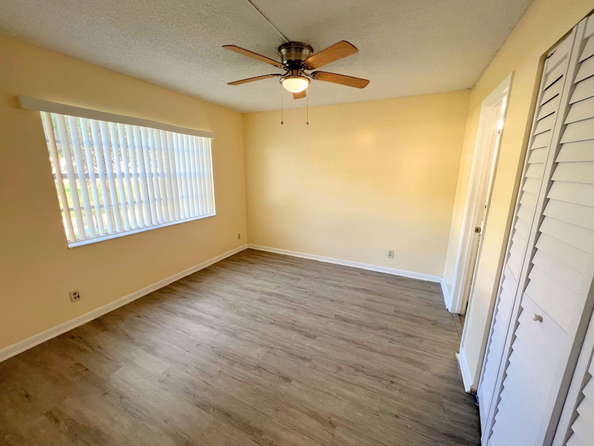 843 Twin Lakes Drive 30B, Coral Springs, FL 33071