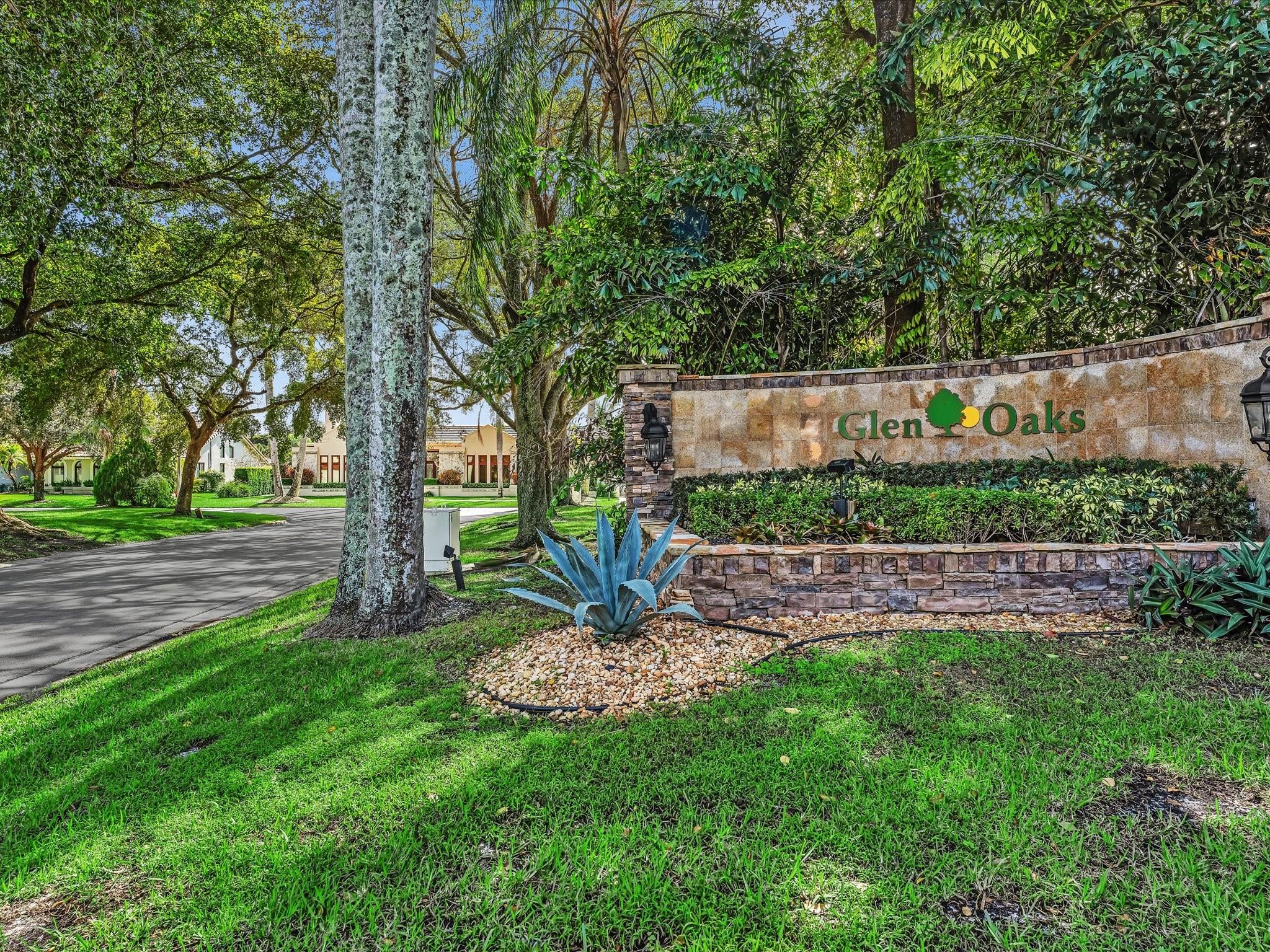 10320 NW 6th Street, Coral Springs, FL 33071