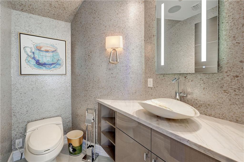 2900 NE 8 Avenue, Boca Raton, FL 33431