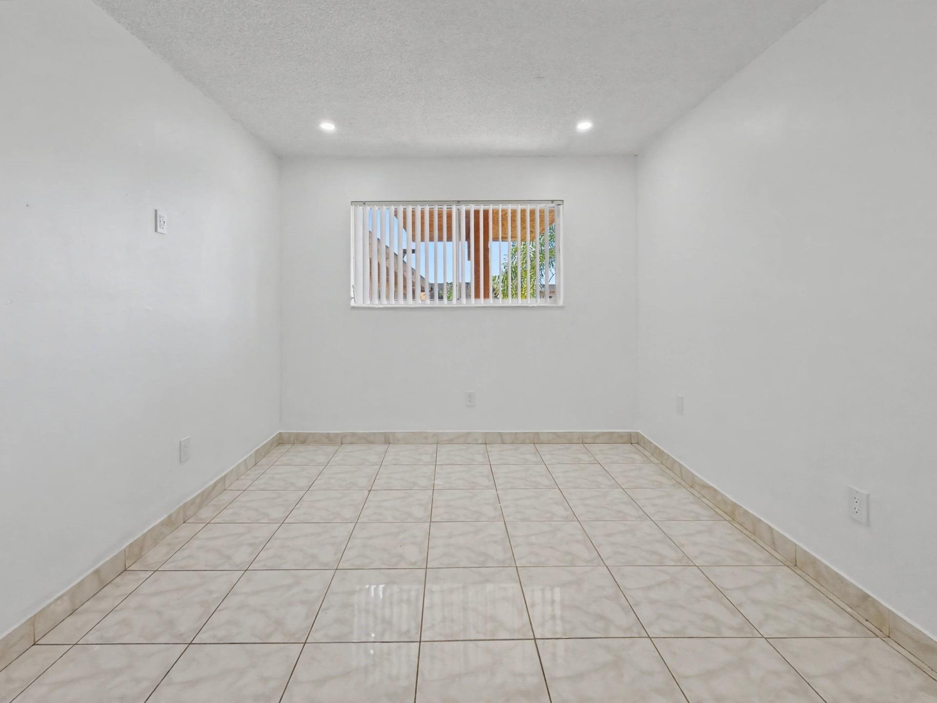 8401 SW 107th Avenue 311E, Miami, FL 33173