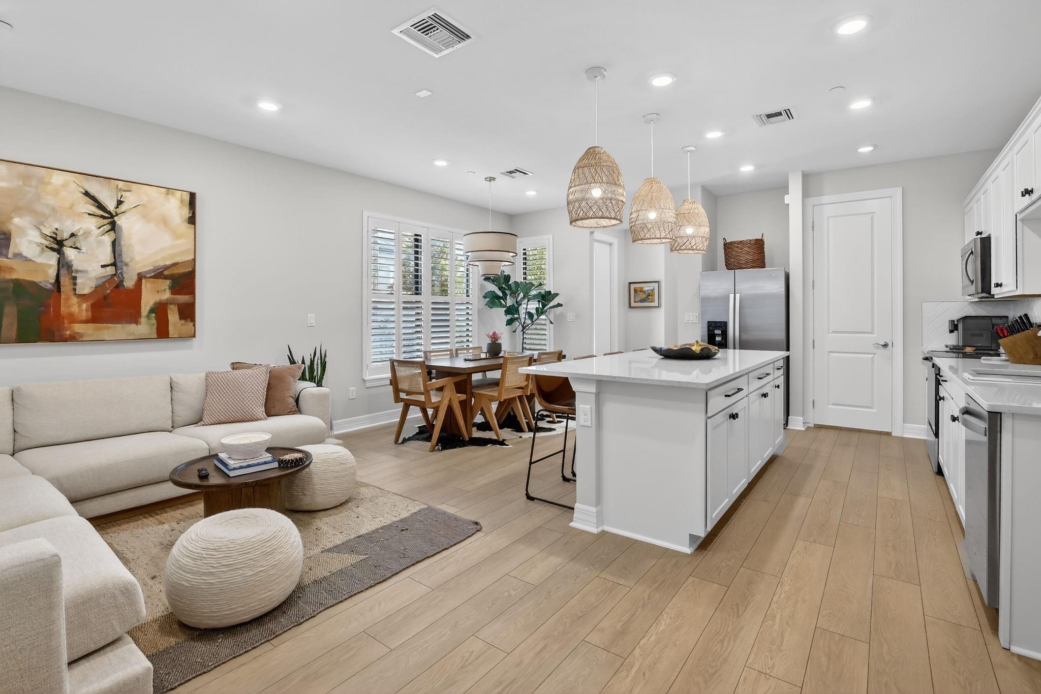 770 NW 82nd Terrace, Plantation, FL 33324