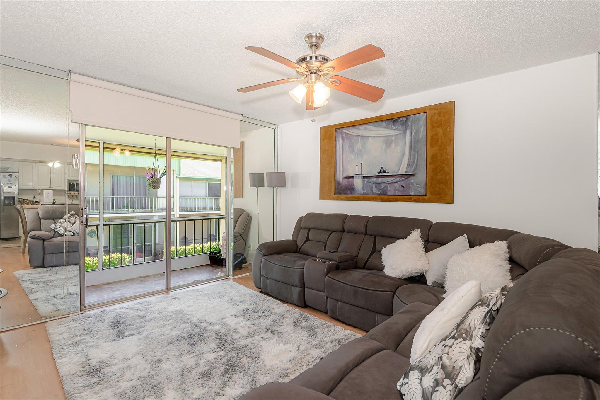 4123 NW 88th Avenue 206, Coral Springs, FL 33065