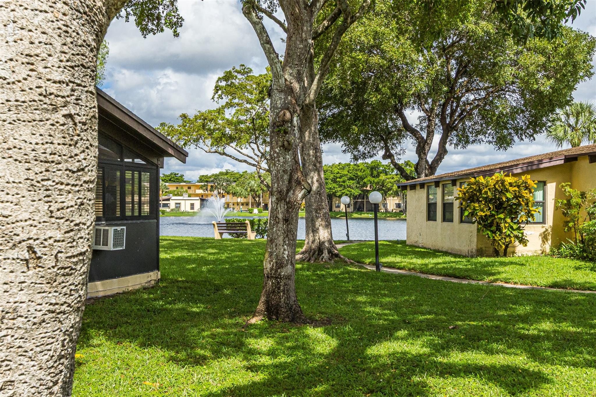 450 Briarwood Circle 2, Hollywood, FL 33024