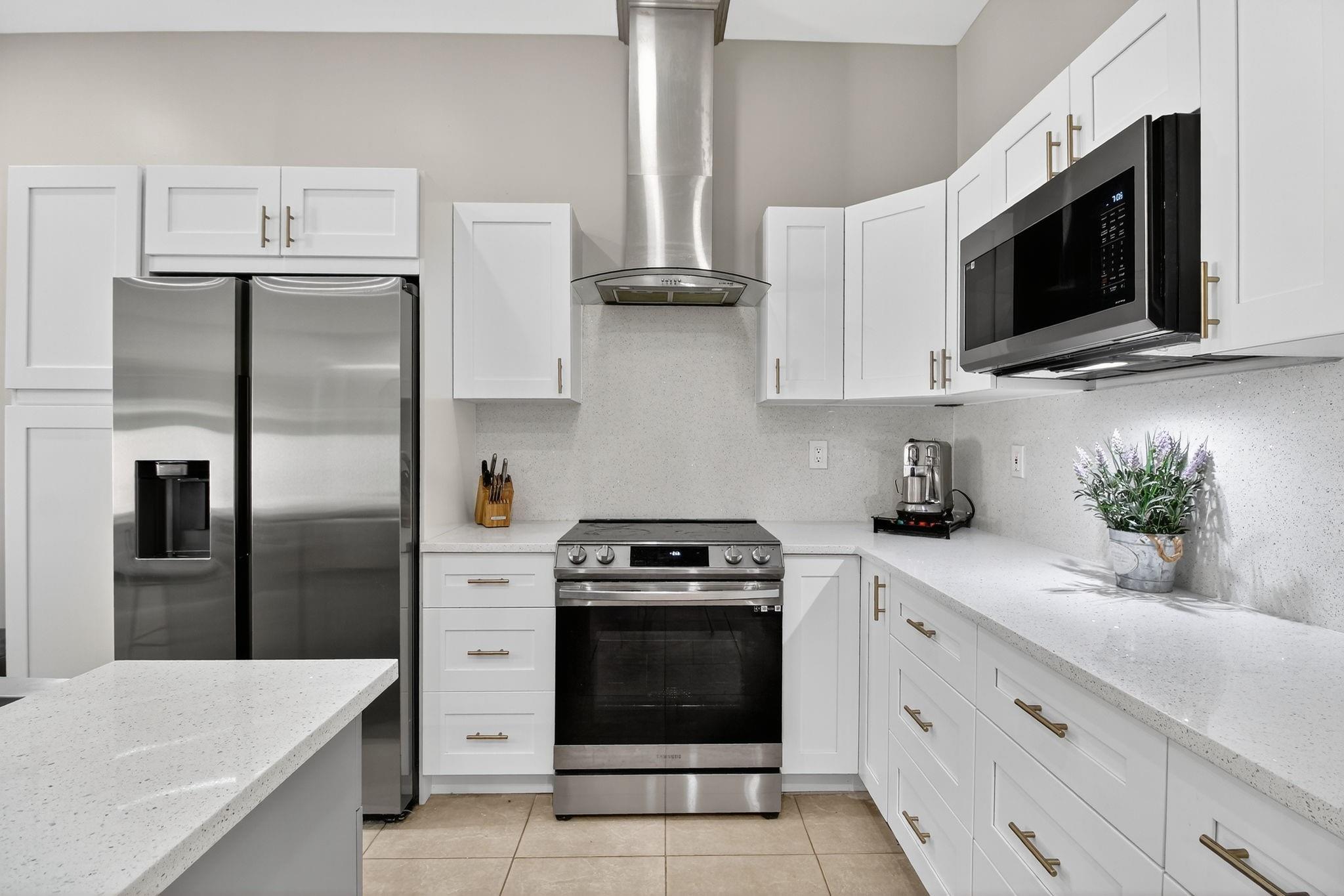 Photo for 8134 SW 163rd Place, Miami, FL 33193 - listing #FX-10537578 8134 SW 163rd Place, Miami, FL 33193