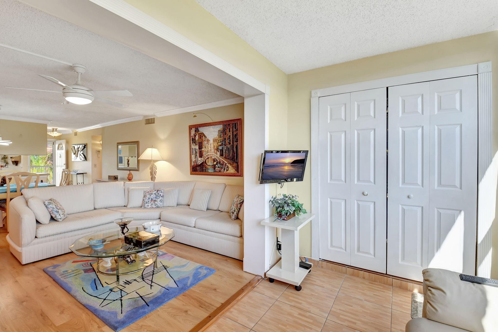 Photo for 2620 NE 1st Court, 311, Boynton Beach, FL 33435 - Listing #FX-10474605 2620 NE 1st Court, 311, Boynton Beach, FL 33435