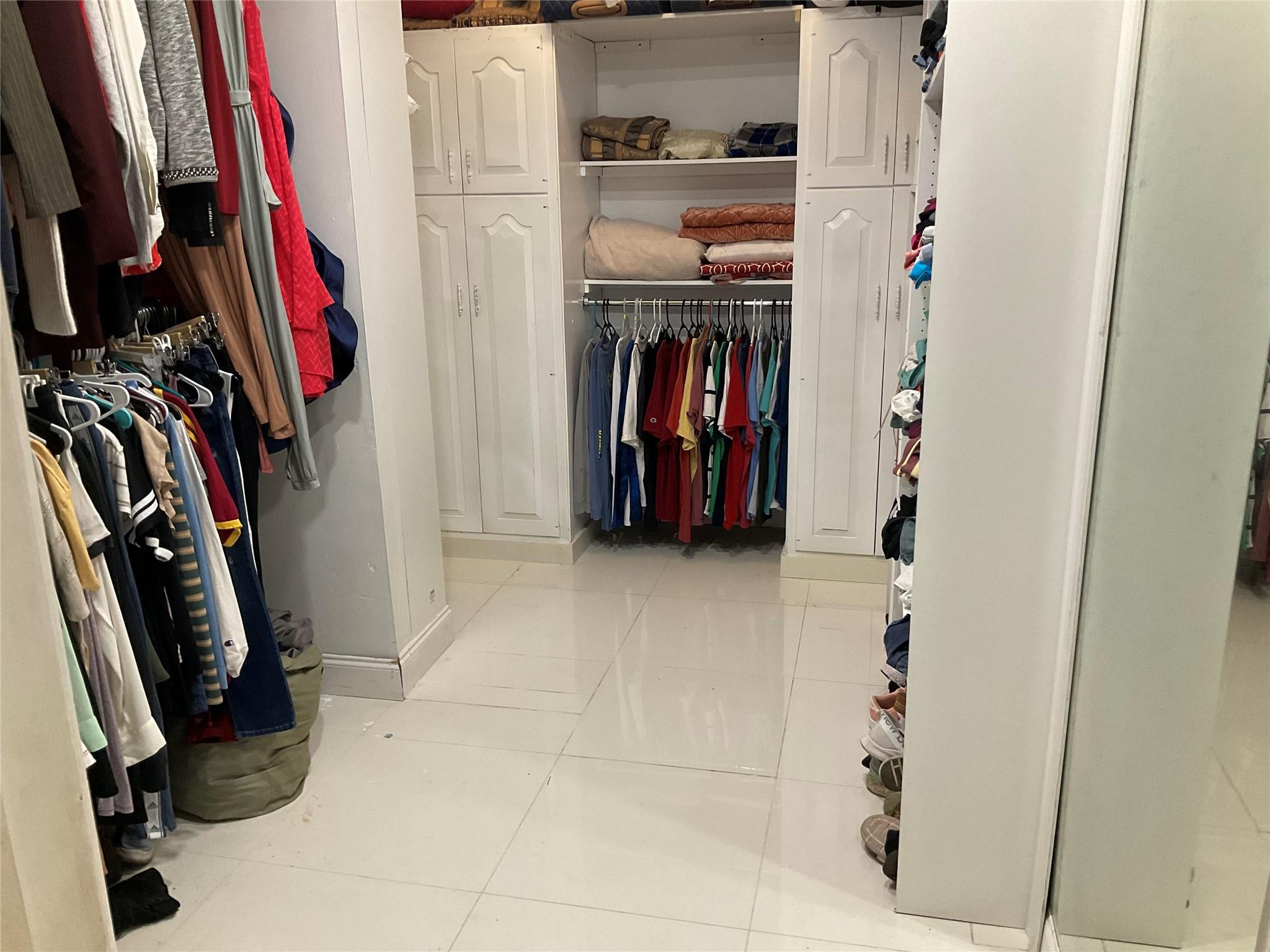 10477 NW 4th Street, Coral Springs, FL 33071