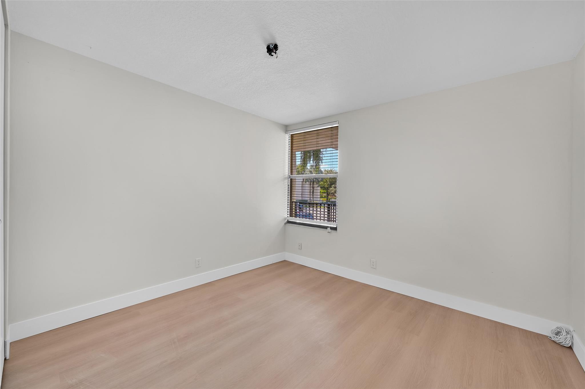 8411 Forest Hills Drive 206, Coral Springs, FL 33065