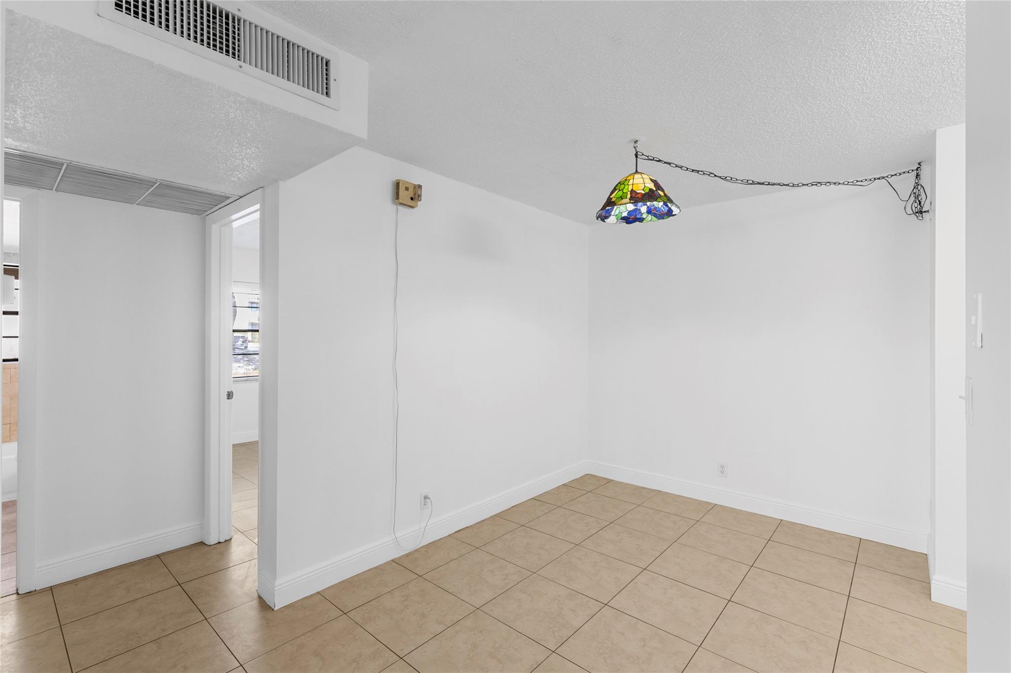 2661 Riverside Drive 2, Coral Springs, FL 33065