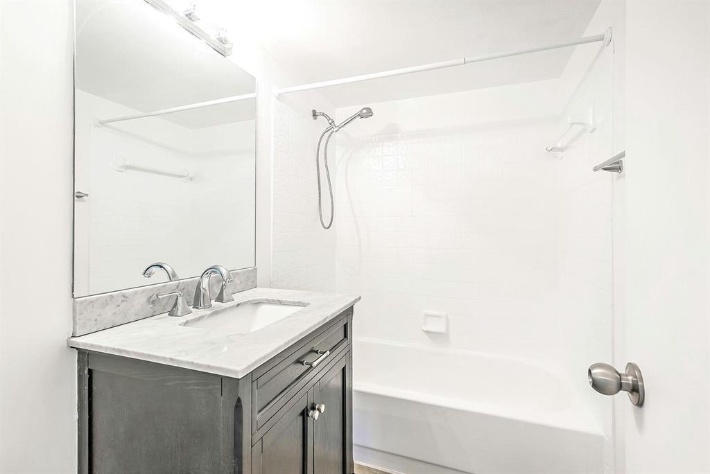 911 Twin Lakes Drive 3-N, Coral Springs, FL 33071