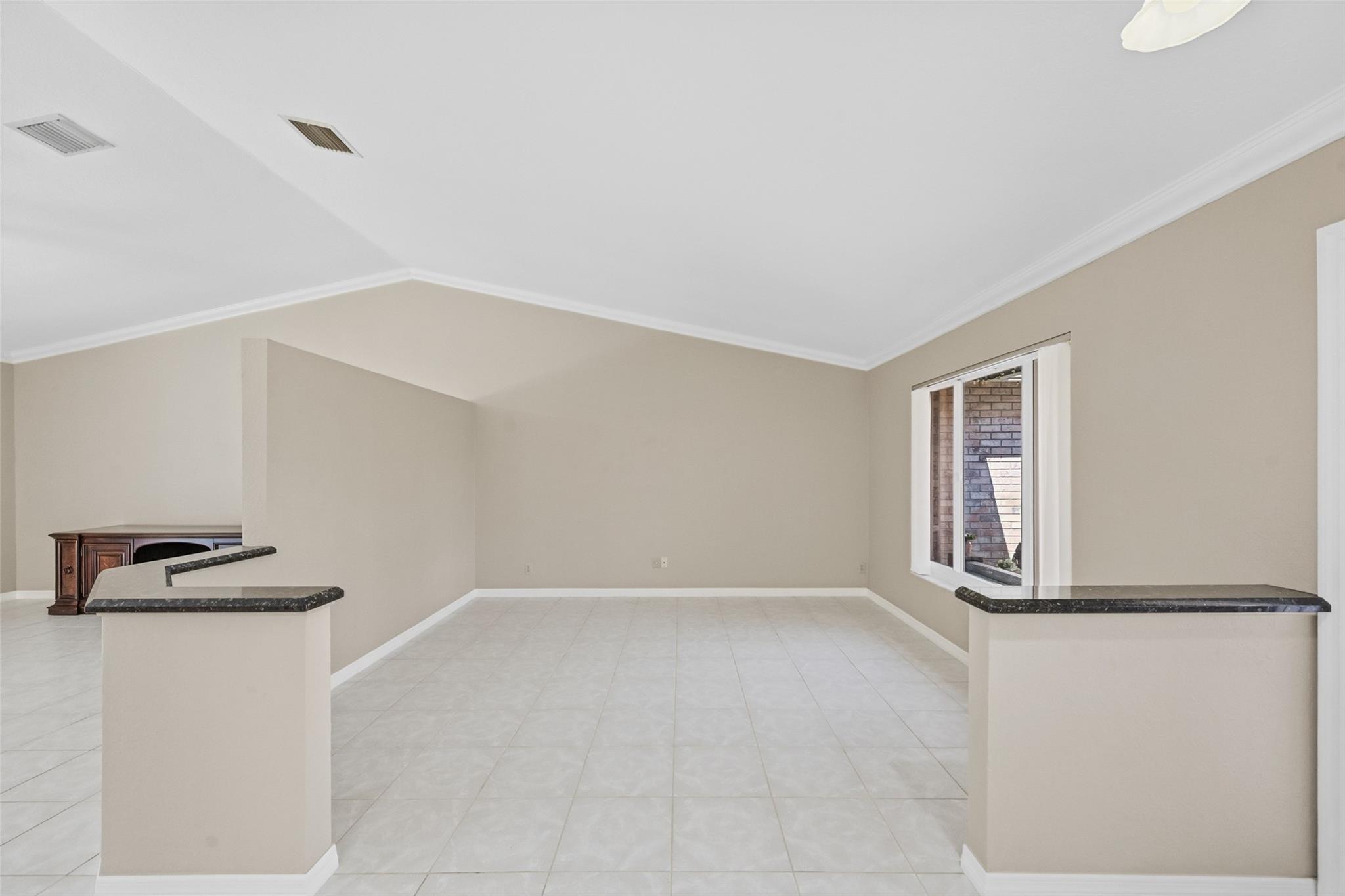 392 NW 113th Terrace, Coral Springs, FL 33071