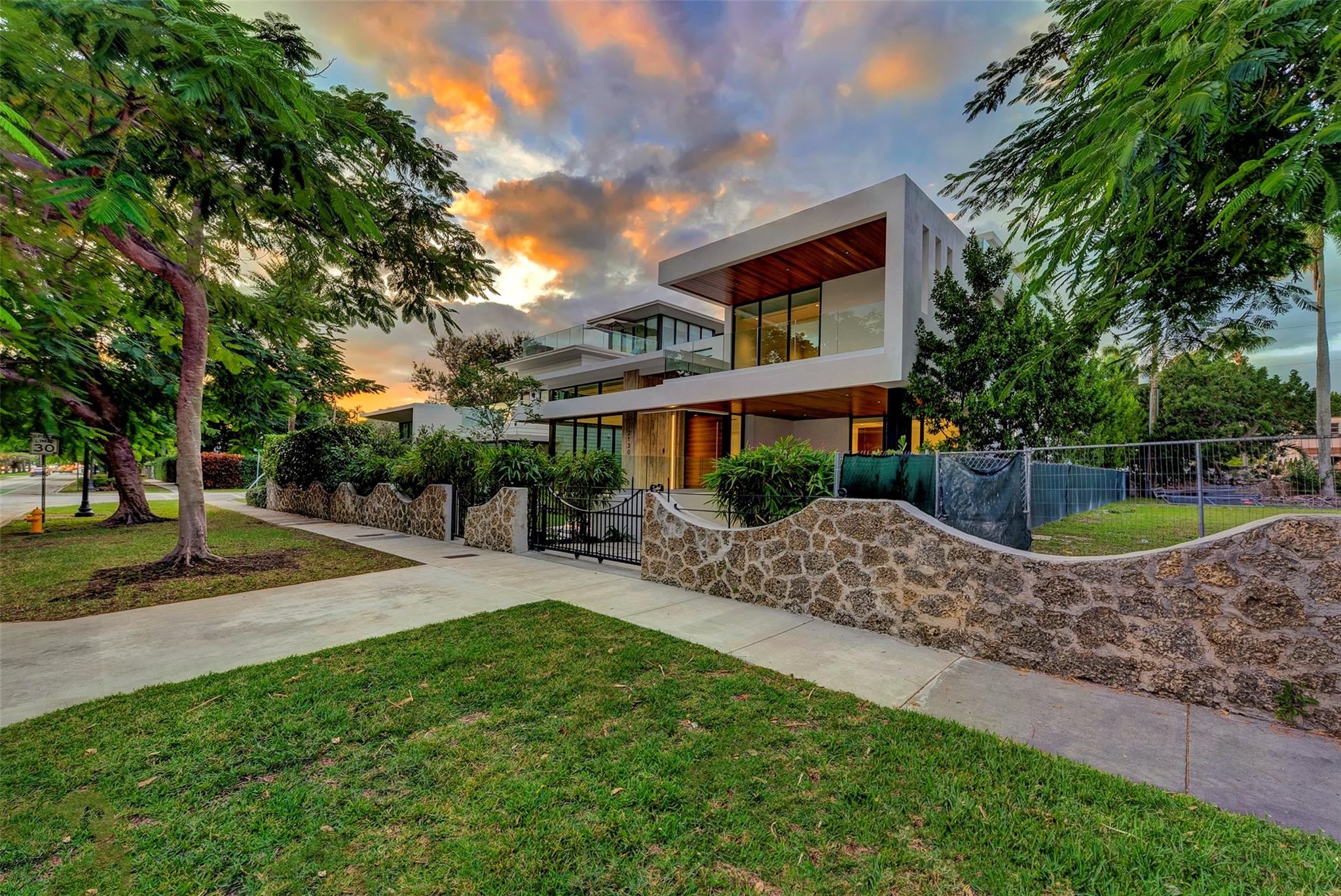 2130 S Miami Avenue, Miami, FL 33129