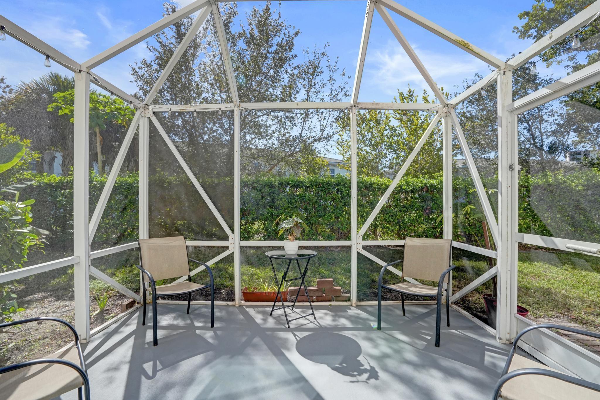 8964 NW 38th Drive 8964, Coral Springs, FL 33065