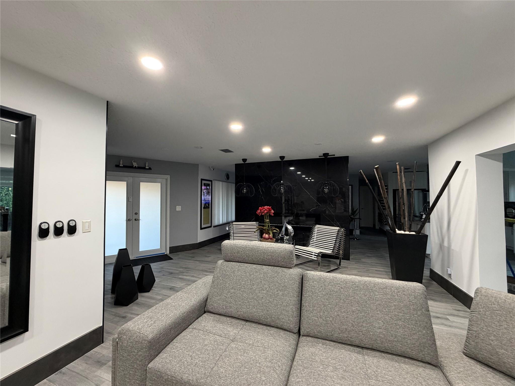 11240 NW 43rd Street, Coral Springs, FL 33065