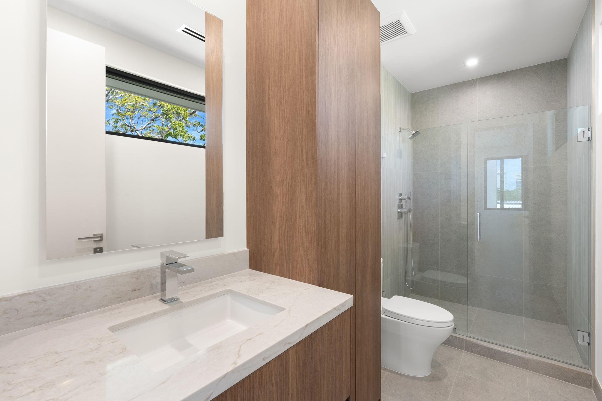 2035 Intracoastal Drive, Fort Lauderdale, FL 33305