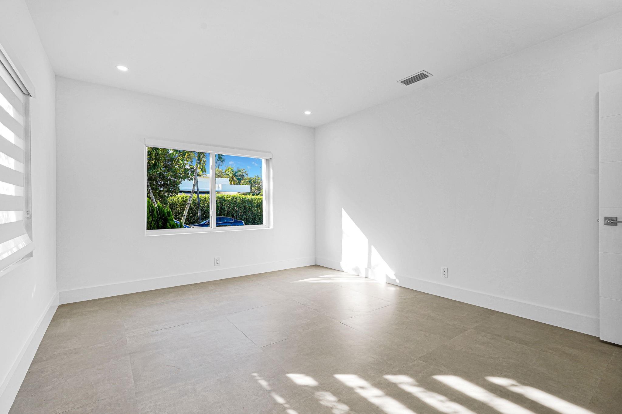 2291 SW 17th Street, Miami, FL 33145