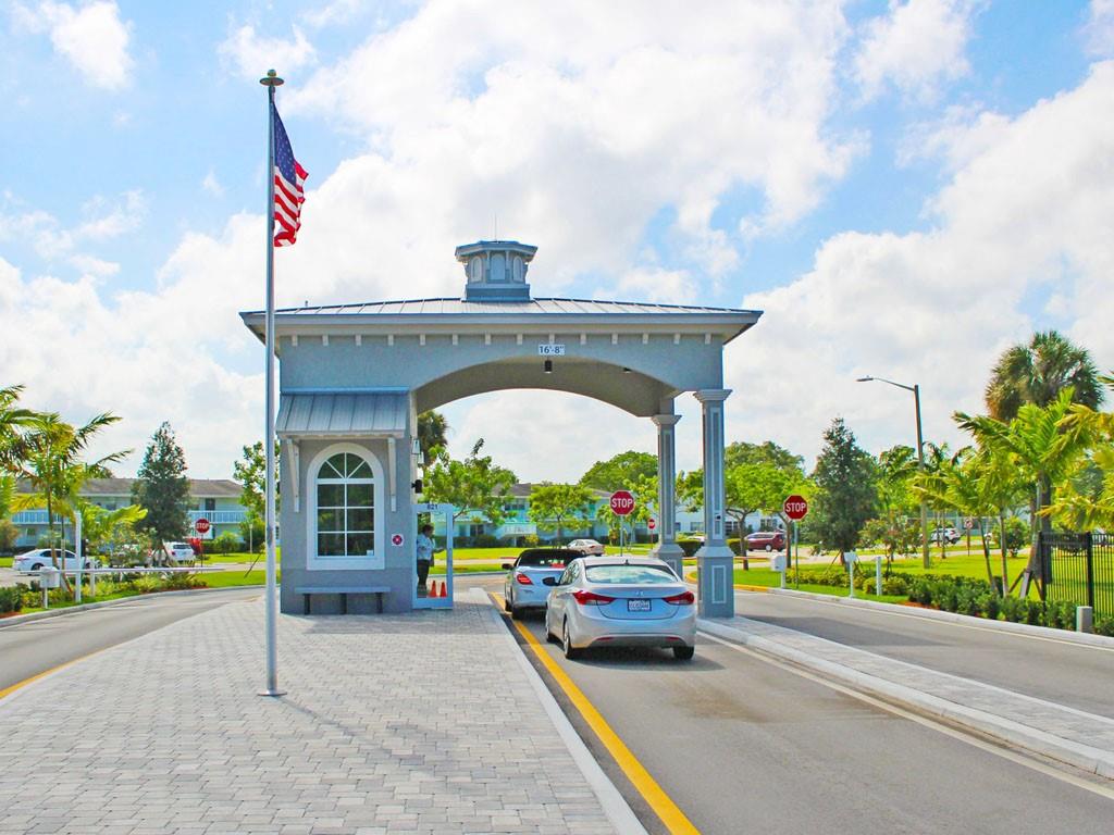 Photo for 124 Ventnor F, 124, Deerfield Beach, FL 33442 - Listing #FX-10517952 124 Ventnor F, 124, Deerfield Beach, FL 33442