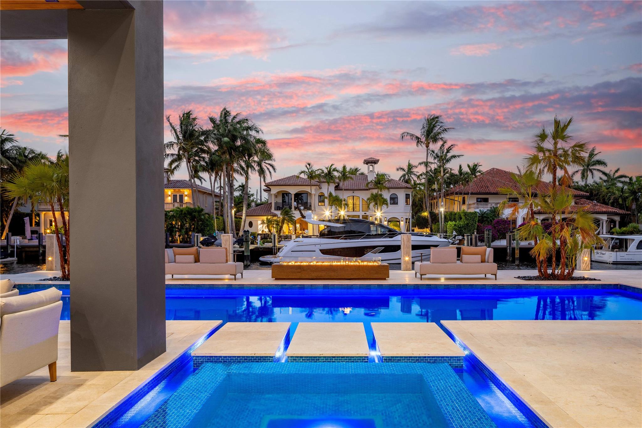 2733 NE 16th Street, Fort Lauderdale, FL 33304