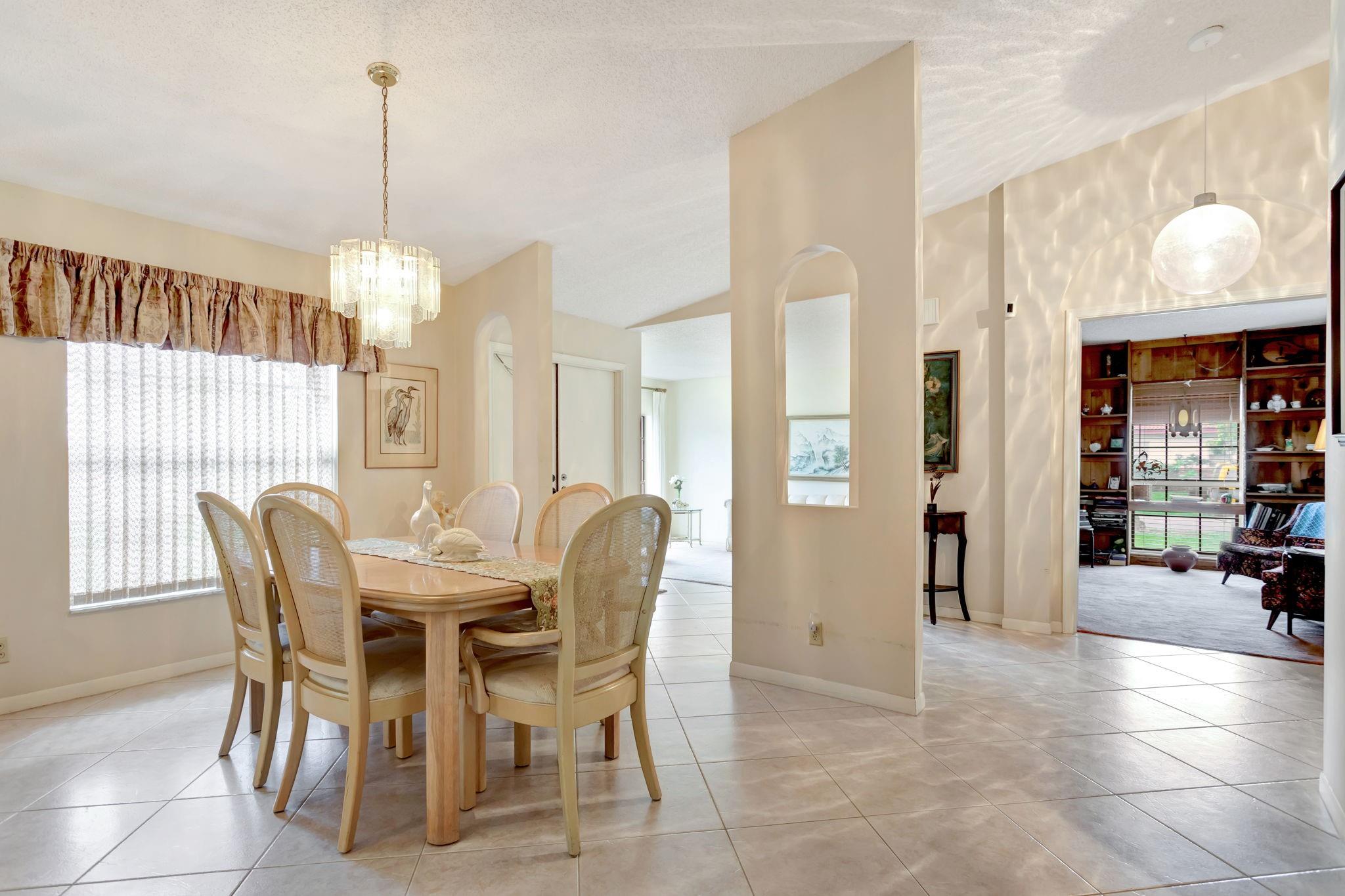 10072 Ramblewood Drive, Coral Springs, FL 33071