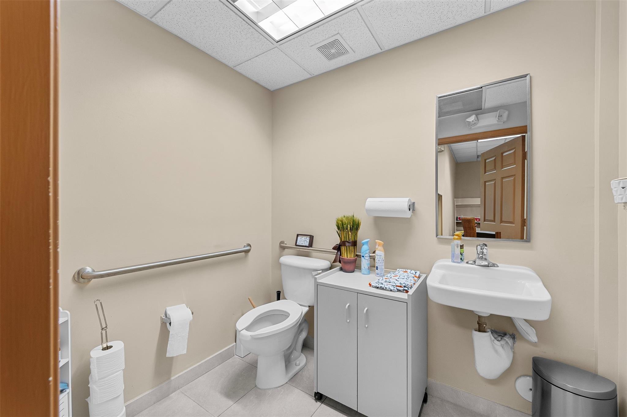 11780 W Sample Road 101, Coral Springs, FL 33065