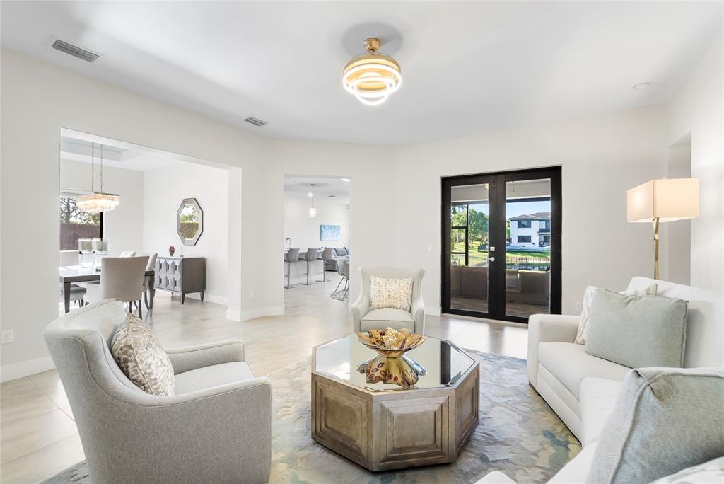 Photo for 10410 S Lago Vista Circle, Parkland, FL 33076 - Listing #FX-10434740 10410 S Lago Vista Circle, Parkland, FL 33076
