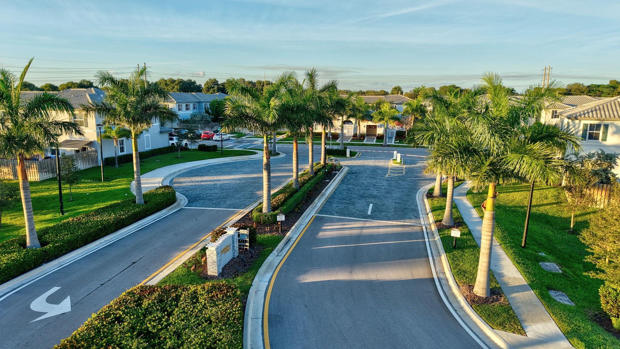 4668 NW 120th Way, Coral Springs, FL 33076