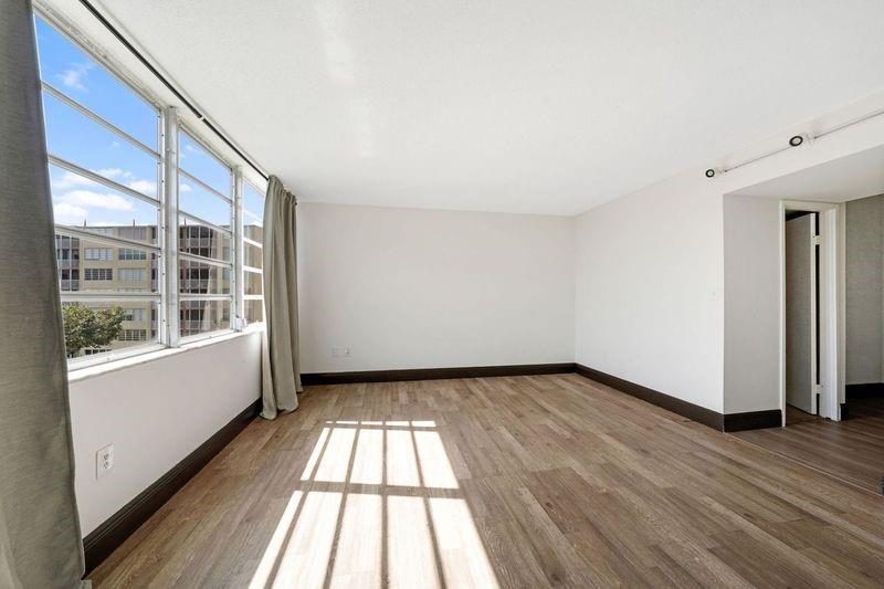Photo for 1750 NE 191st Street, 519, Miami, FL 33179 - Listing #FX-10506230 1750 NE 191st Street, 519, Miami, FL 33179