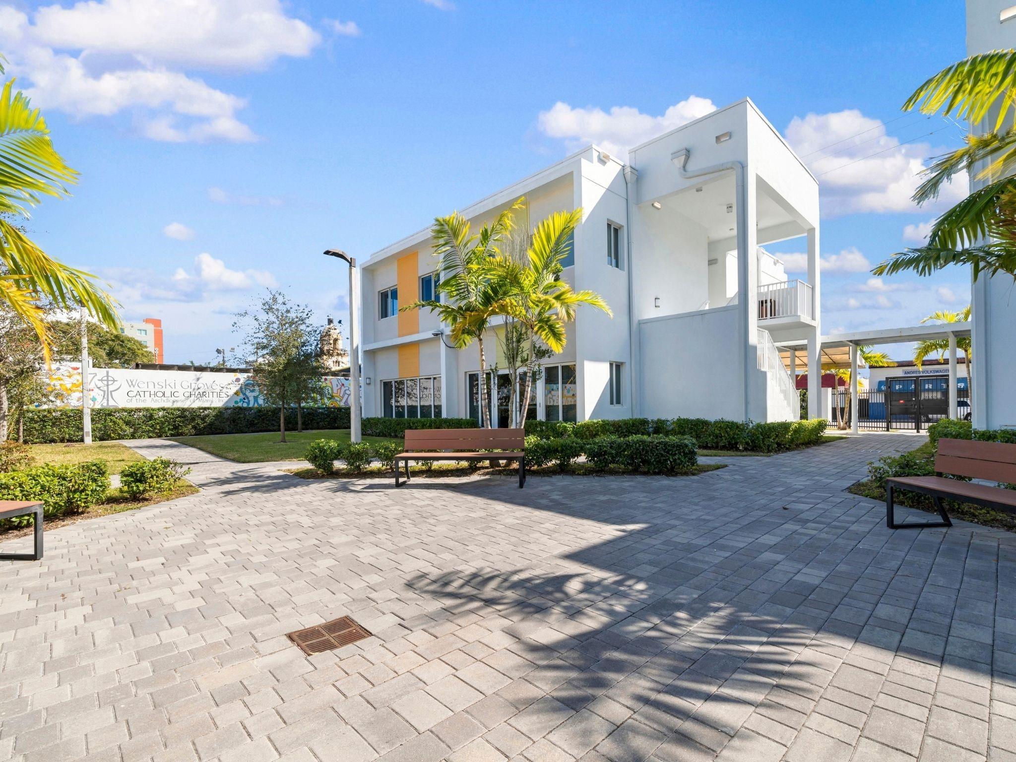 Photo for 2130 NW 37th Street 2-103, Miami, FL 33142 - listing #FX-10551310 2130 NW 37th Street 2-103, Miami, FL 33142