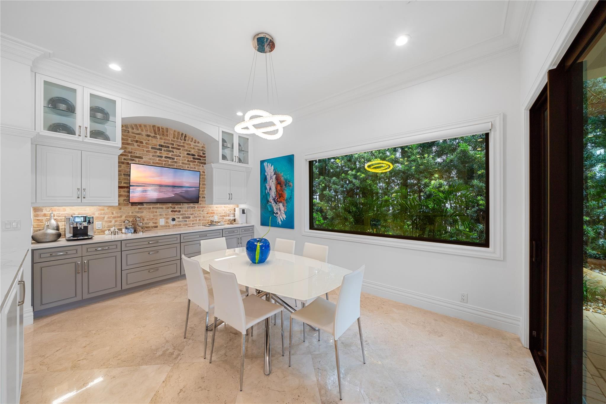 41 Compass Lane, Fort Lauderdale, FL 33308