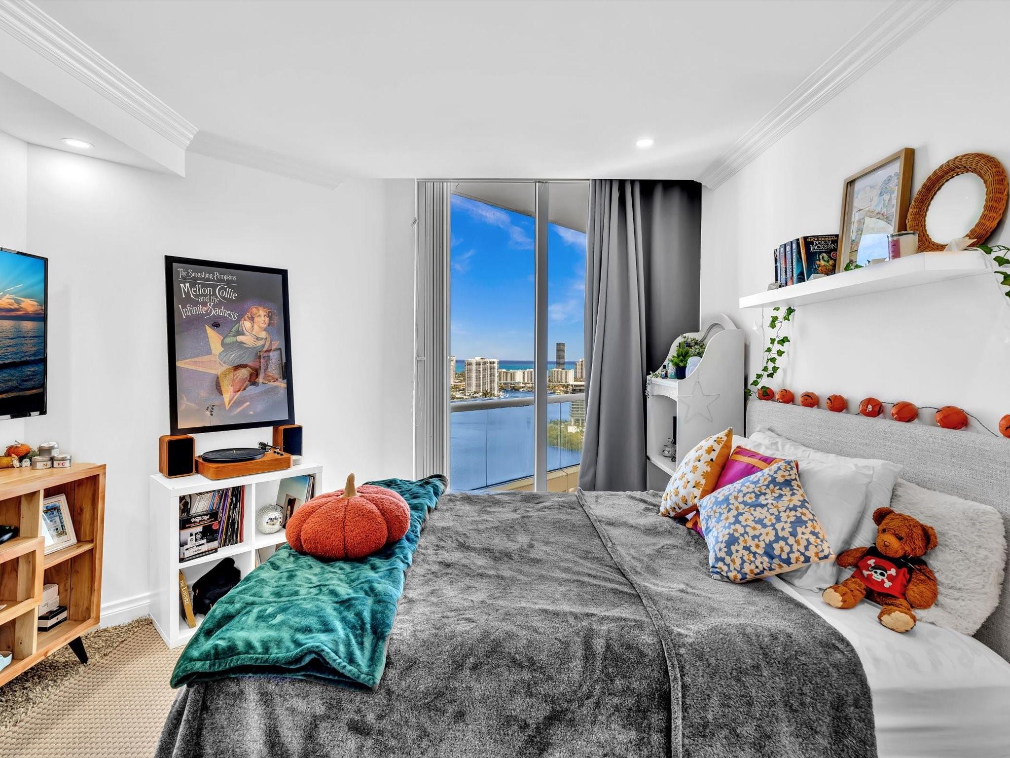 Photo for 7000 Island Boulevard, PH-06, Aventura, FL 33160 - Listing #FX-10485517 7000 Island Boulevard, PH-06, Aventura, FL 33160
