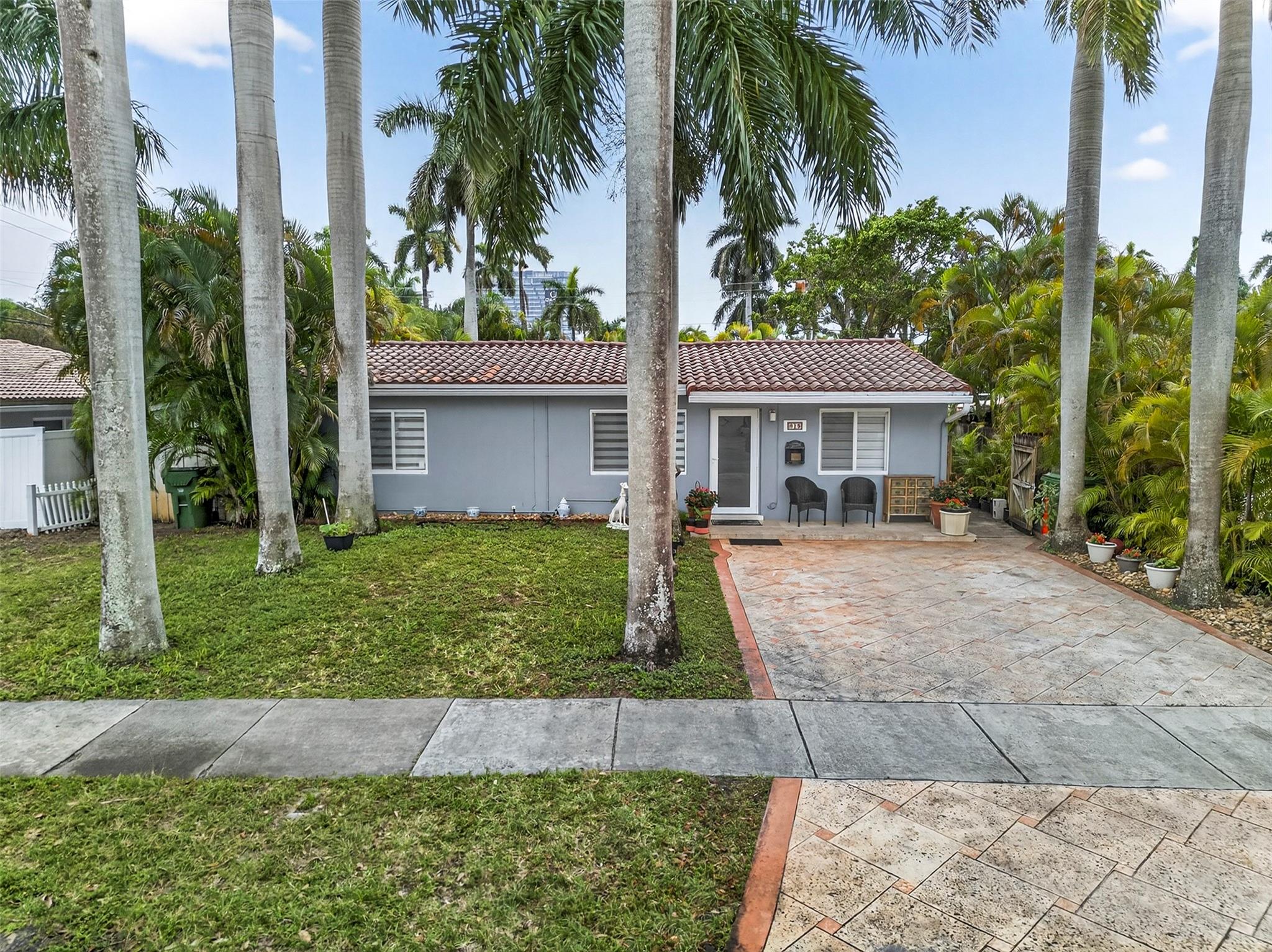918 NE 4th Street Hallandale Beach