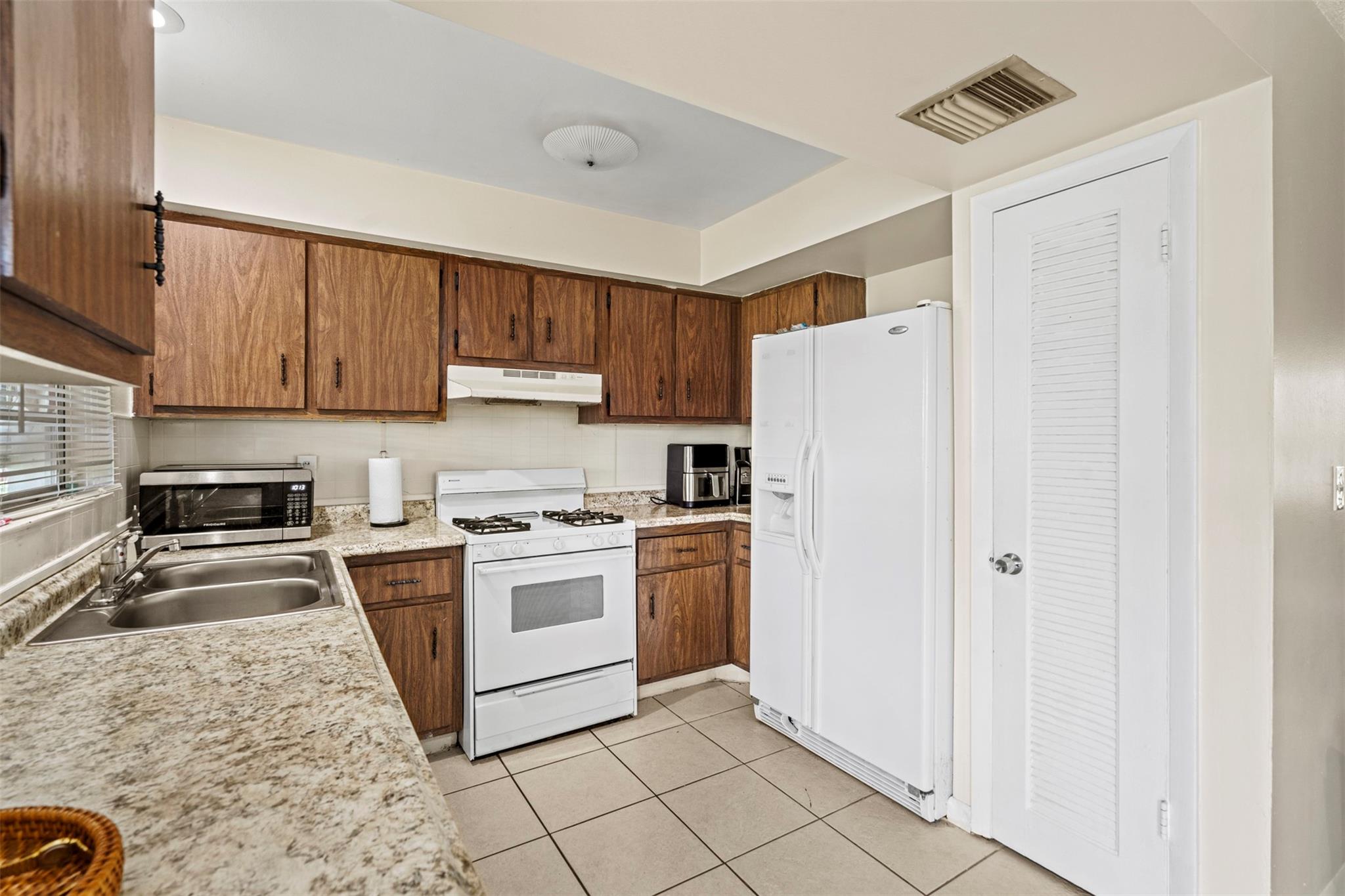 Photo for 622 NW Billiar Avenue, Port Saint Lucie, FL 34983 - Listing #FX-10515325 622 NW Billiar Avenue, Port Saint Lucie, FL 34983