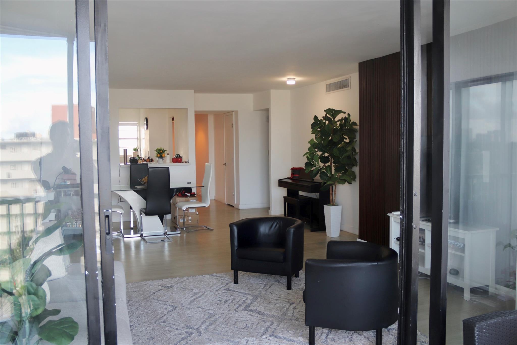 1770 NE 191st Street 816, Miami, FL 33179